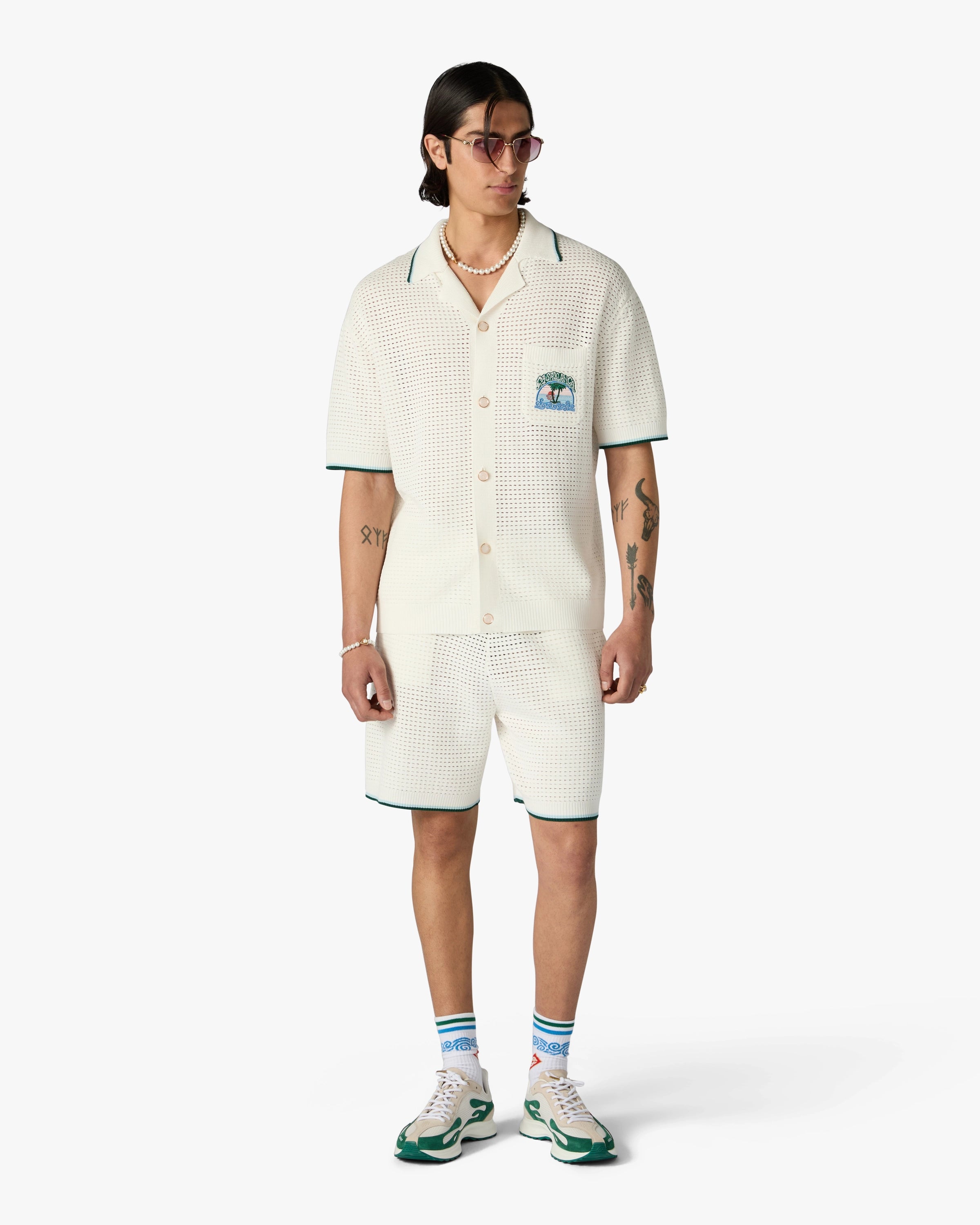 White Palm Tree Emblem Crochet Short Sleeve Shirt
